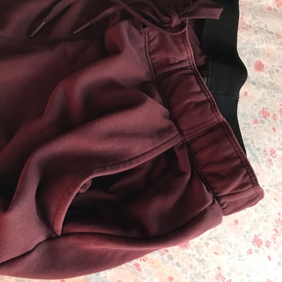 Nike dri-fit high waisted sweatpants - Picture 9 of 10